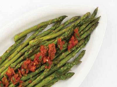 Grilled Asparagus with Tomato Chutney - Nuwave