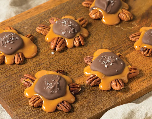 Chocolate Caramel Turtles